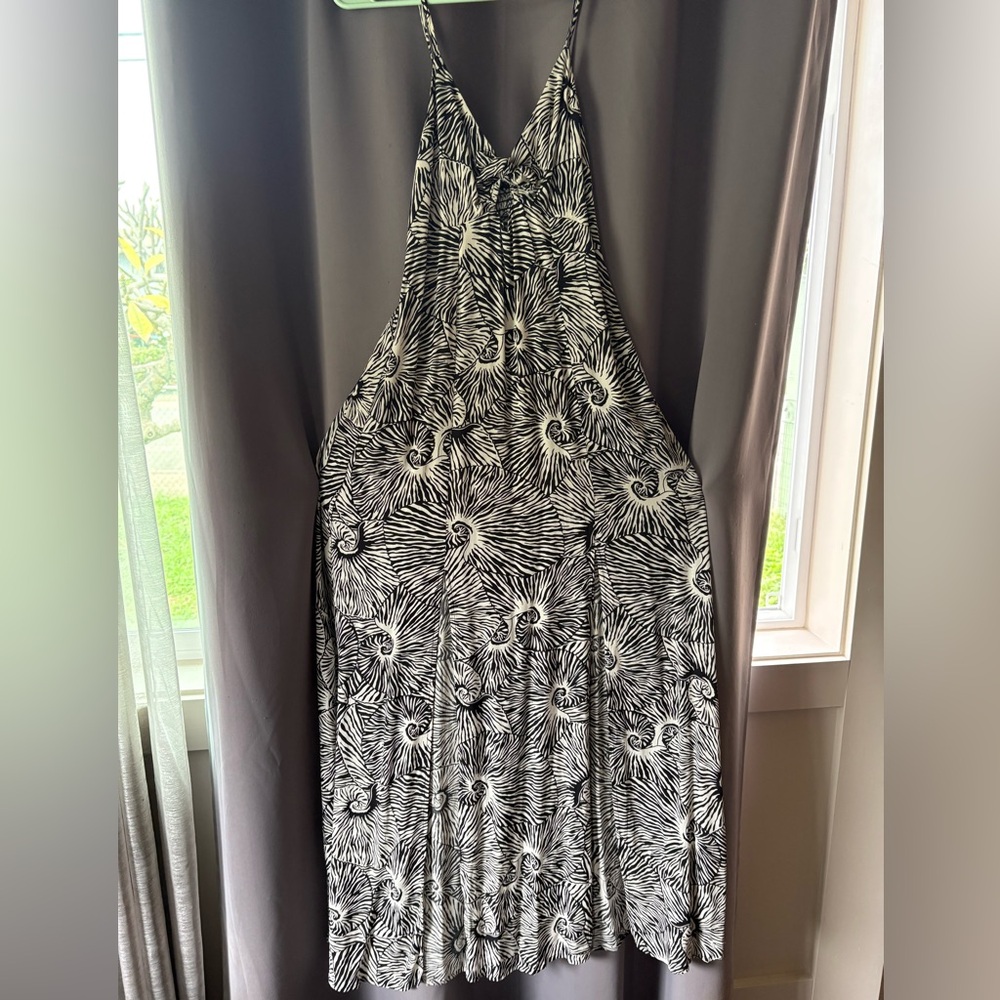 Elegant Manaola Sasalina Dress